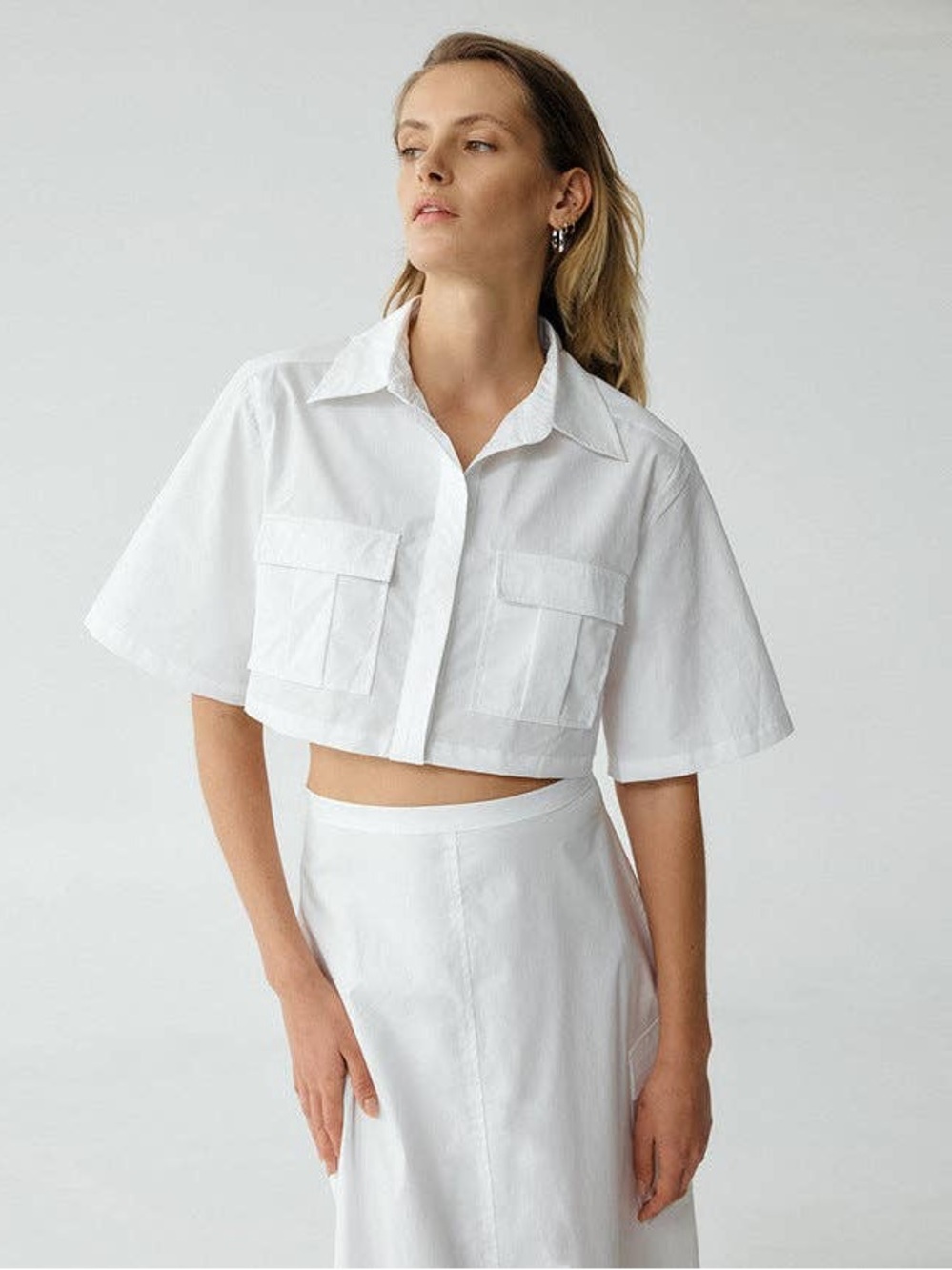 Cropped White Utility Button-Front Shirt - Picture 3 of 4